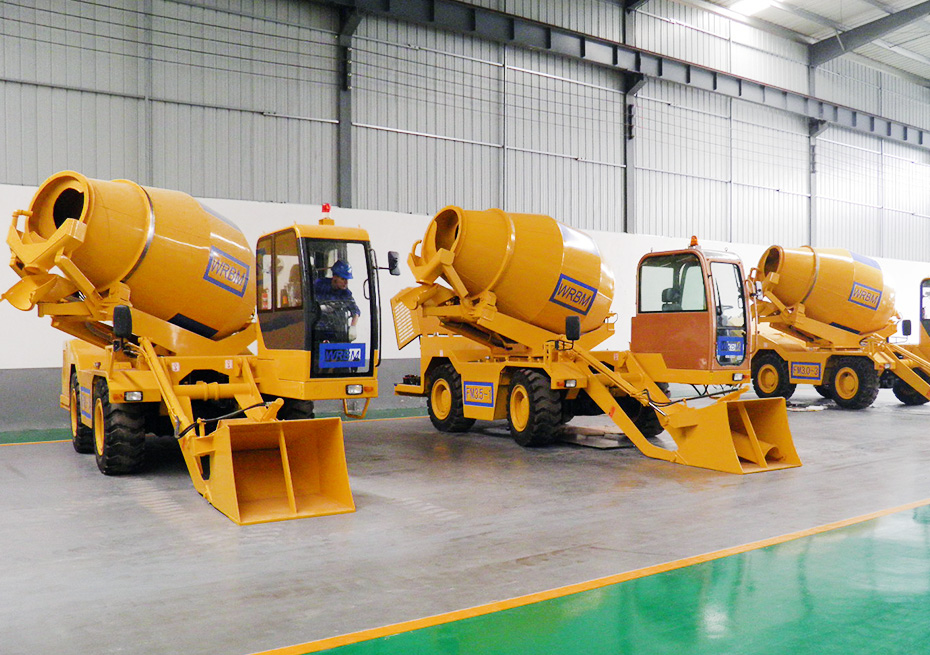 Self Loading Concrete Mixer