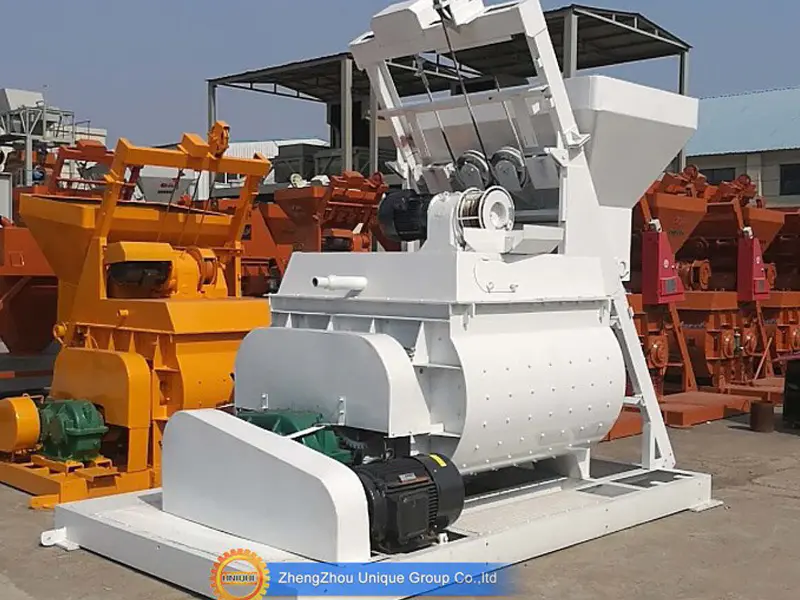 What are the types of concrete mixers