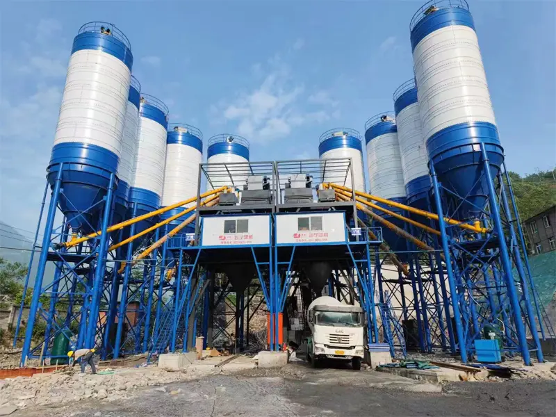 Finished commission of the HZS180 concrete mixing plant