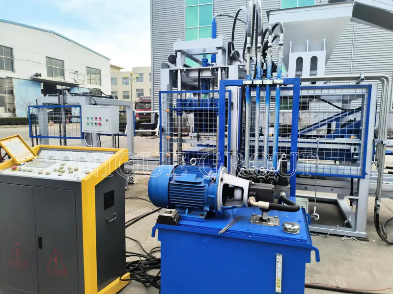 Working principle of fully automatic hydraulic brick making machine
